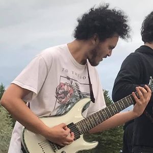 Meet your Posher, Louis